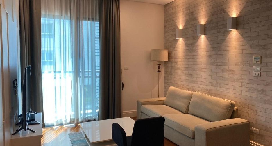 For rent and for sale 1 bed condo in Khlong Toei, Bangkok