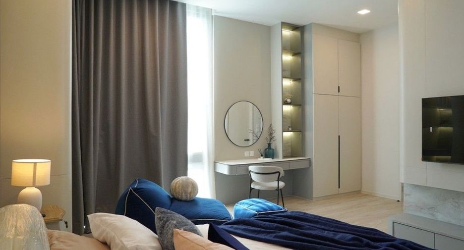 For rent and for sale 4 bedrooms house in Saphan Sung, Bangkok
