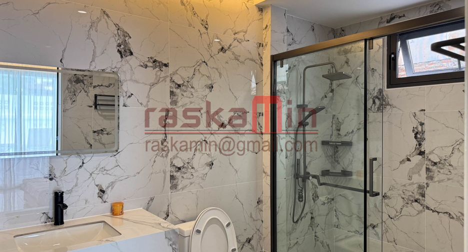 Haus zum Kauf mit 4 Zimmer in Bang Lamung, Chonburi