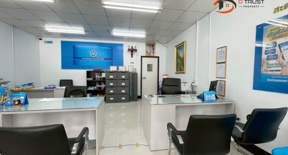 For sale retail Space in Pak Kret, Nonthaburi
