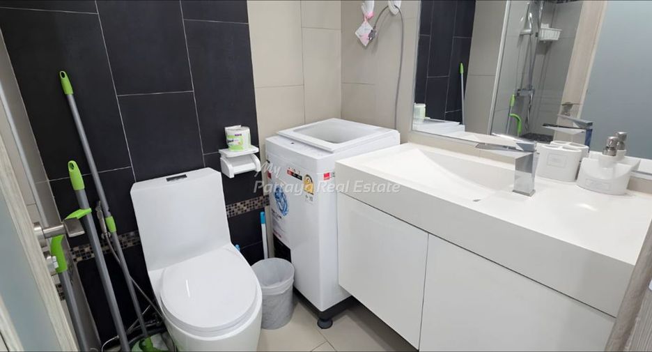 For sale studio condo in Bang Lamung, Chonburi