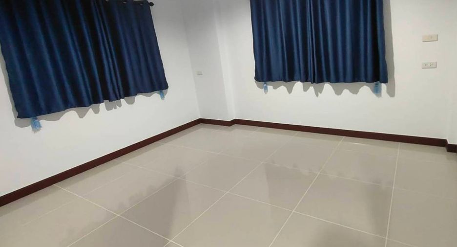 For sale 3 bedrooms house in Nong Chok, Bangkok
