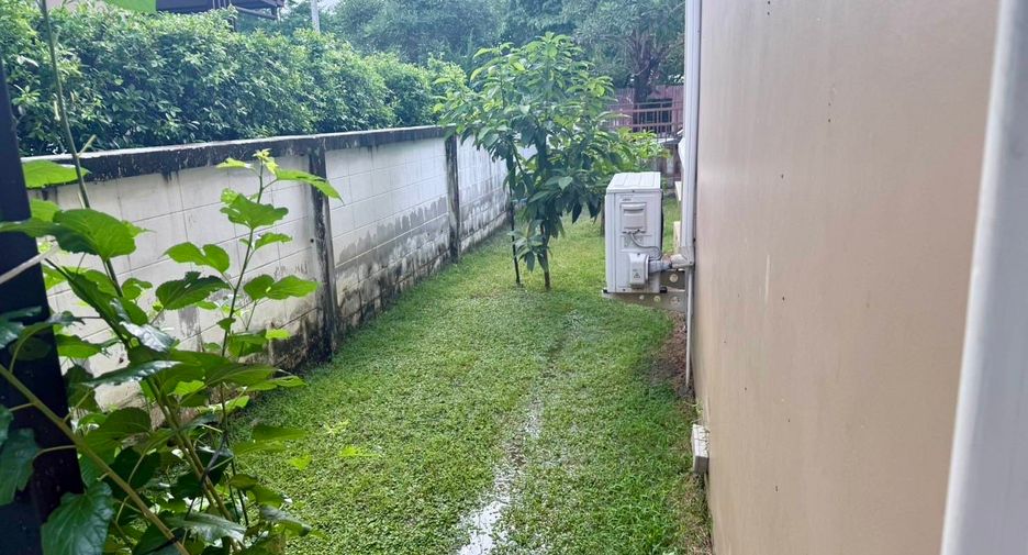 For sale 3 bedrooms house in Nong Chok, Bangkok