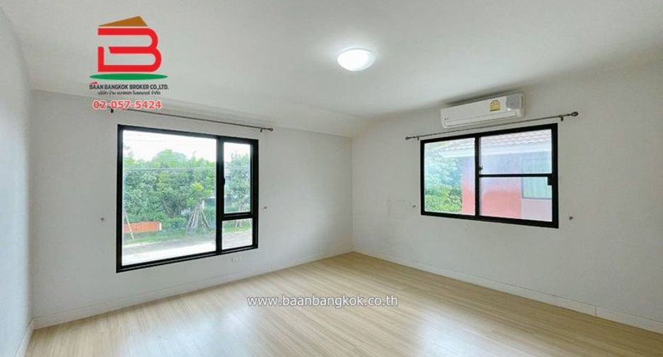 Haus zum Kauf mit 3 Zimmer in Lam Luk Ka, Pathum Thani