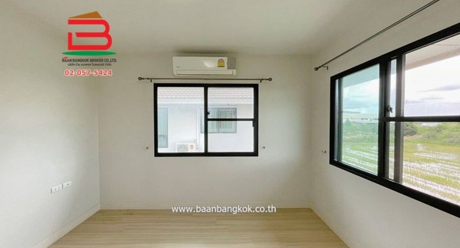 Haus zum Kauf mit 3 Zimmer in Lam Luk Ka, Pathum Thani