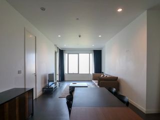 Condo en alquiler de 2 habitaciones en Pathum Wan, Bangkok