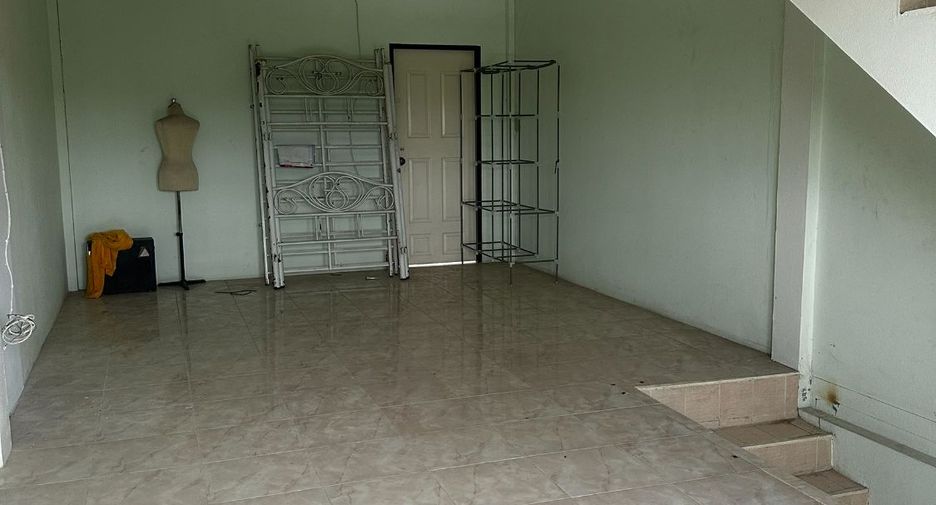 For sale 2 bedrooms retail Space in Amphawa, Samut Songkhram