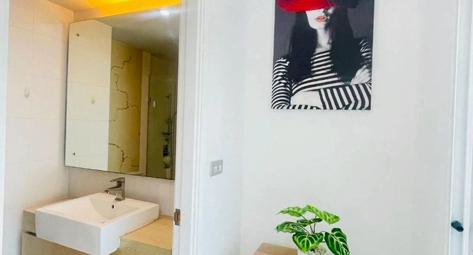 For sale 2 bedrooms condo in Jomtien, Pattaya