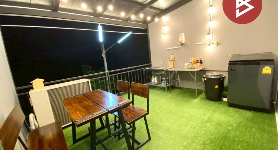 For sale 2 bedrooms retail Space in Mueang Phitsanulok, Phitsanulok