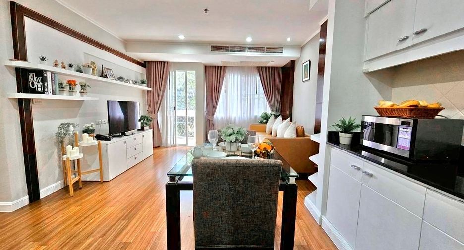 For rent 1 bed serviced apartment in Khlong Toei, Bangkok