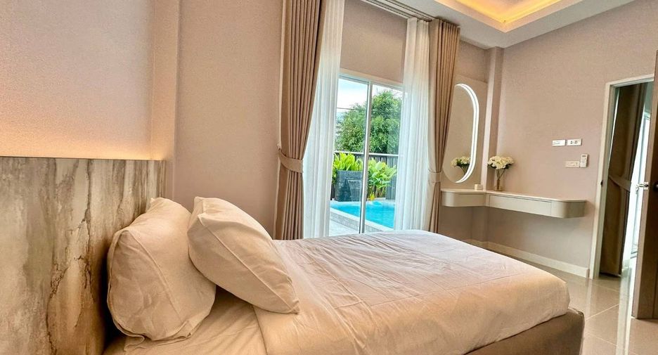 For sale 3 bedrooms villa in Bang Lamung, Chonburi