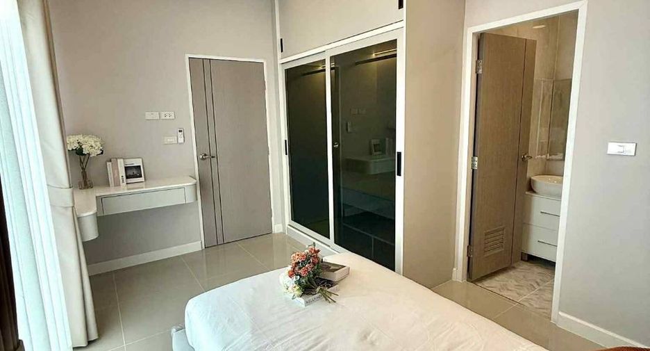 For sale 3 bedrooms villa in Bang Lamung, Chonburi