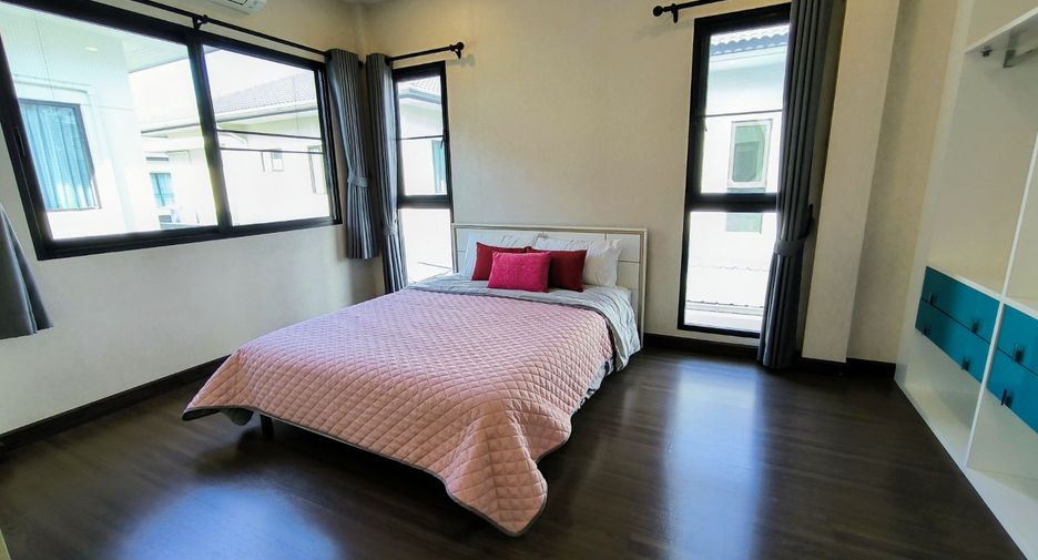 Casa en venta de 5 habitaciones en Bang Phli, Samut Prakan