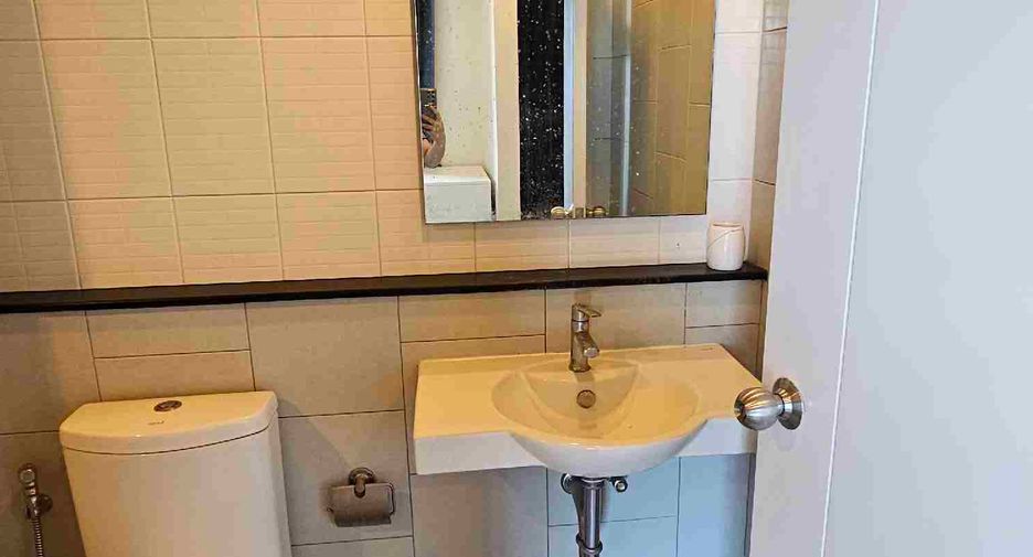 For rent 2 bedrooms condo in Mueang Rayong, Rayong
