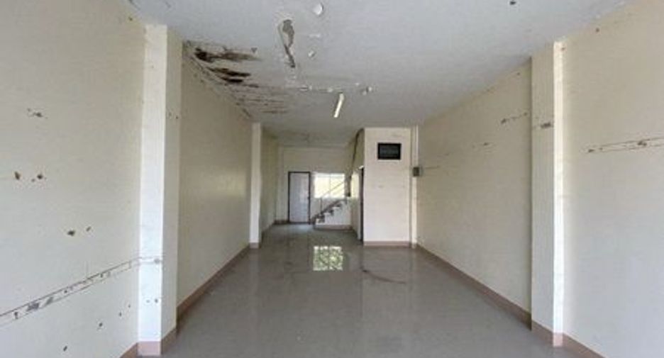 For sale retail Space in Changhan, Roi Et