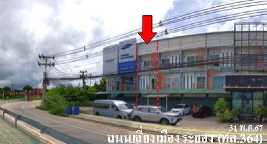 Local comercial en venta de 2 habitaciones en Mueang Rayong, Rayong