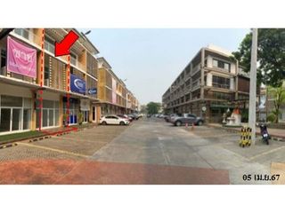 出售 2 卧室 商业空间 在 Hang Dong, Chiang Mai