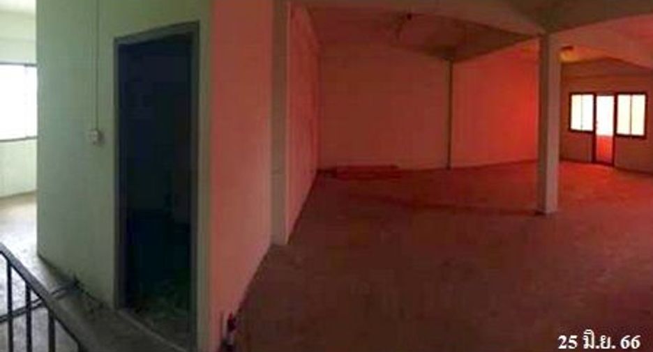 Gewerbefläche zum Kauf mit 1 Zimmer in Mueang Buriram, Buriram