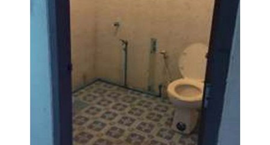 Gewerbefläche zum Kauf mit 1 Zimmer in Mueang Buriram, Buriram