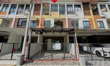 For sale 3 ベッドルーム townhouse in Lak Si, Bangkok