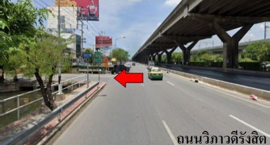 For sale 3 ベッドルーム townhouse in Lak Si, Bangkok