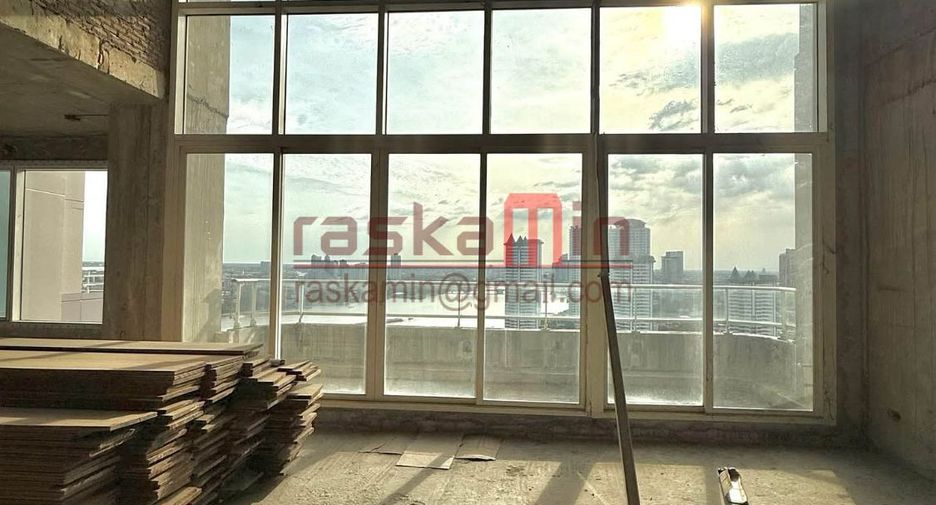 For sale 5 bedrooms condo in Bang Kho Laem, Bangkok