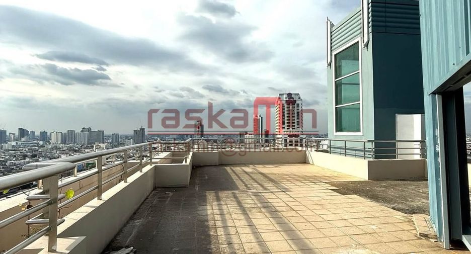 For sale 5 bedrooms condo in Bang Kho Laem, Bangkok