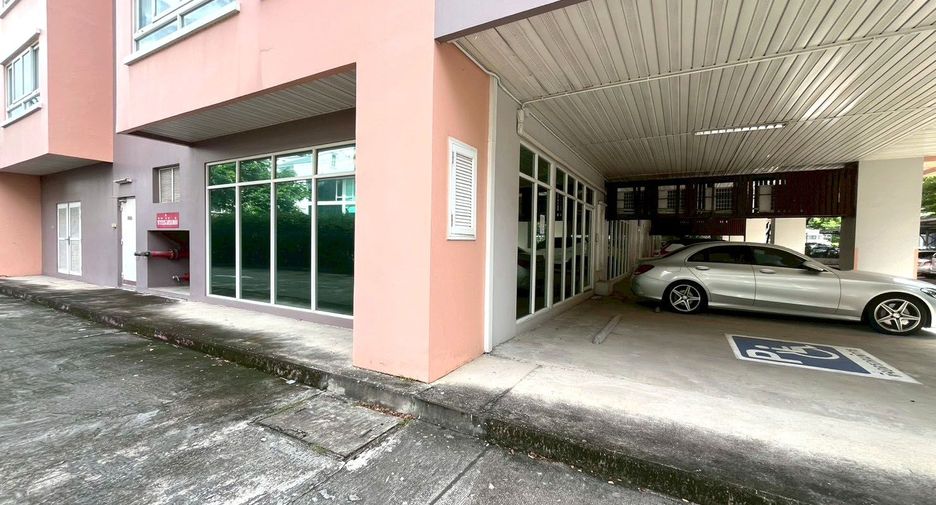 Oficina en venta en Mueang Chiang Mai, Chiang Mai