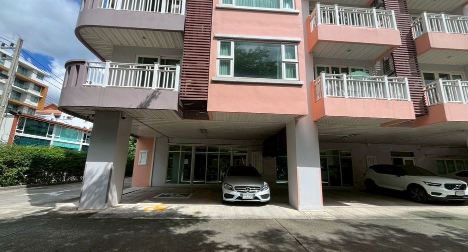 Oficina en venta en Mueang Chiang Mai, Chiang Mai