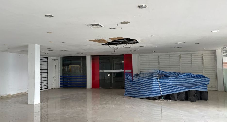 For rent retail Space in Min Buri, Bangkok