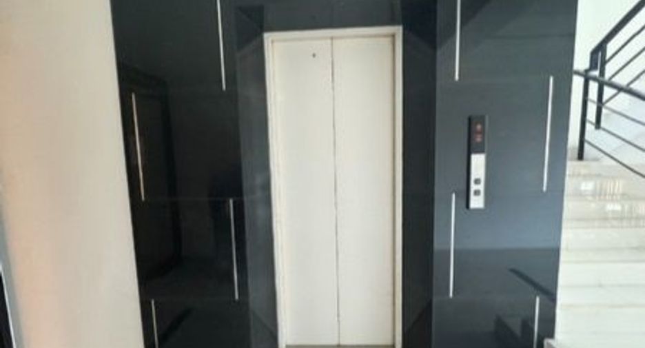 For sale 1 bed condo in Mueang Rayong, Rayong