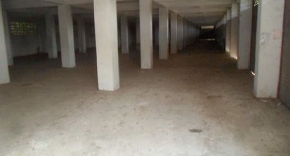 Продажа офис в Phayuha Khiri, Накхонсаван