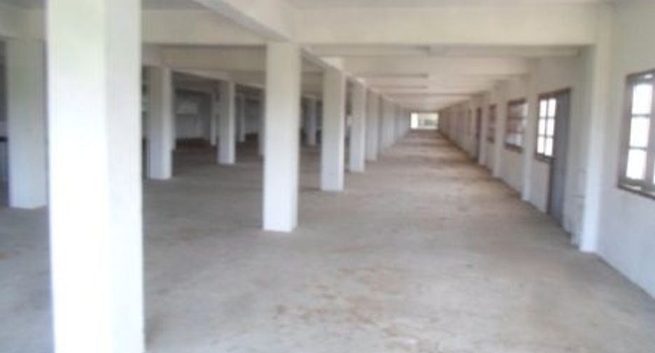 Продажа офис в Phayuha Khiri, Накхонсаван