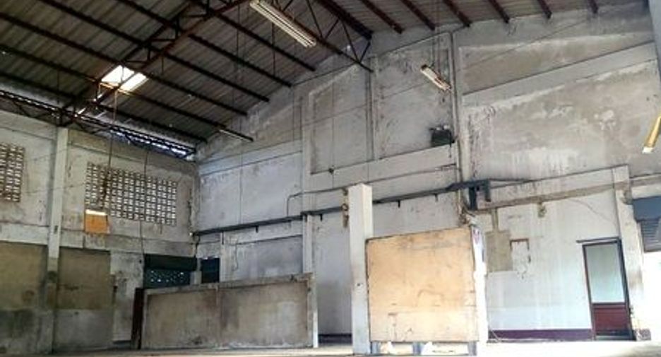 For sale retail Space in Bang Bo, Samut Prakan