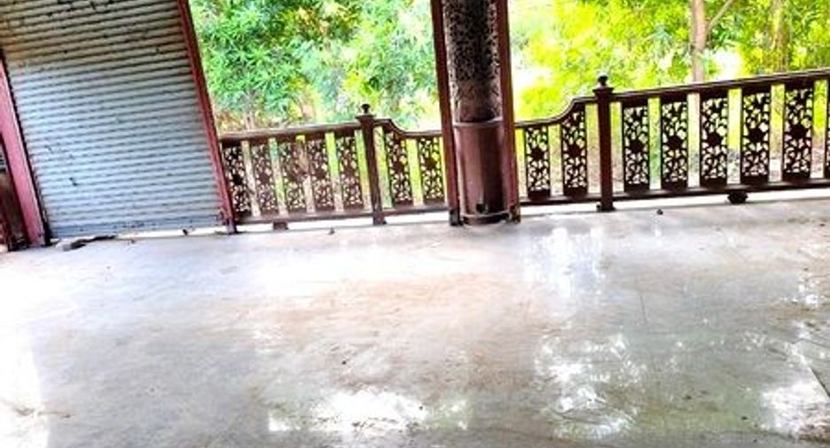 For sale retail Space in Bang Bo, Samut Prakan
