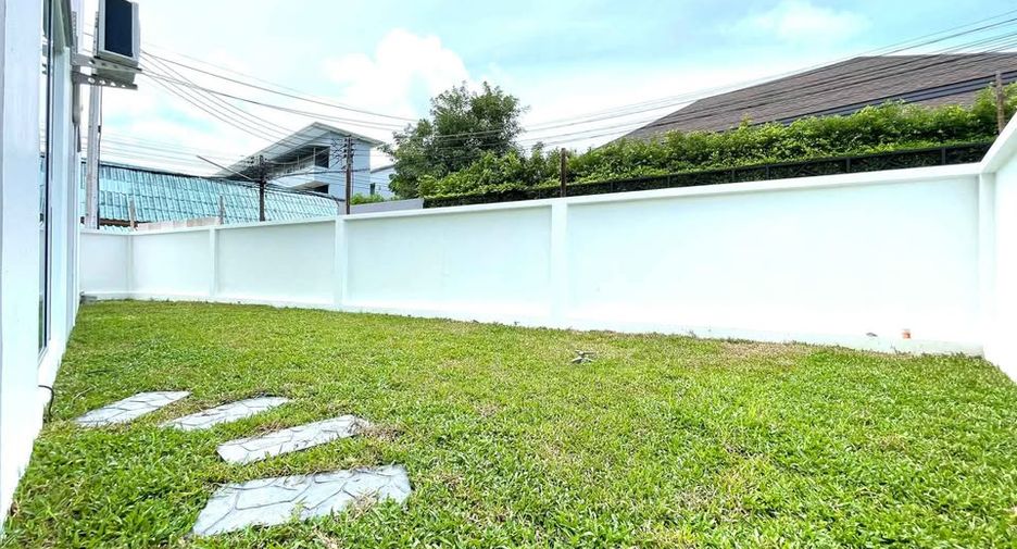 For rent 3 bedrooms house in Mueang Phuket, Phuket