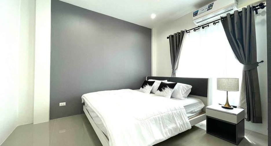 For rent 3 bedrooms house in Mueang Phuket, Phuket