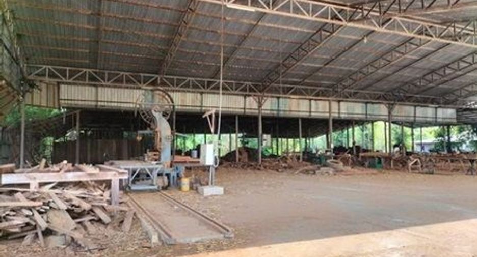 For sale warehouse in Tha Li, Loei