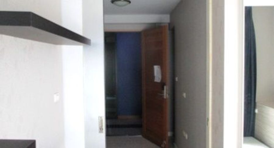 For sale 1 bed condo in Huai Khwang, Bangkok