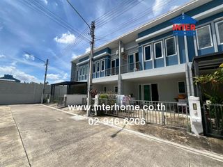For sale 4 bedrooms townhouse in Thanyaburi, Pathum Thani