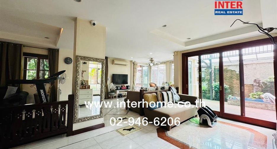Casa en venta de 4 habitaciones en Nong Khaem, Bangkok