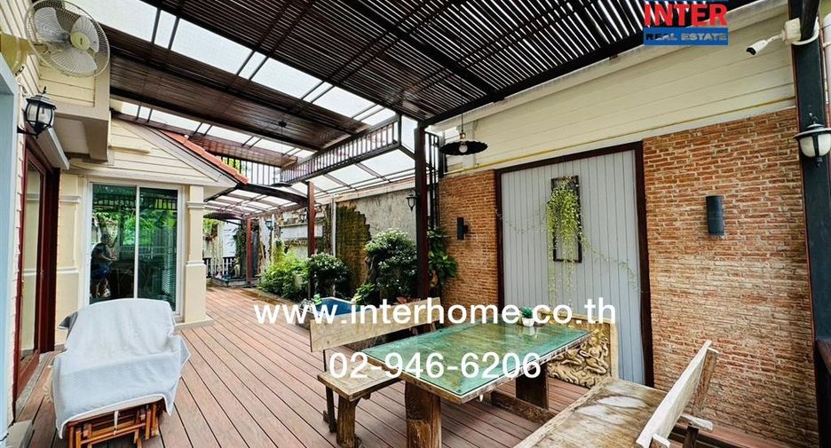 Casa en venta de 4 habitaciones en Nong Khaem, Bangkok