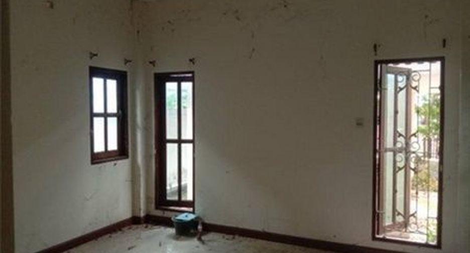 For sale 3 bedrooms house in Mueang Maha Sarakham, Maha Sarakham