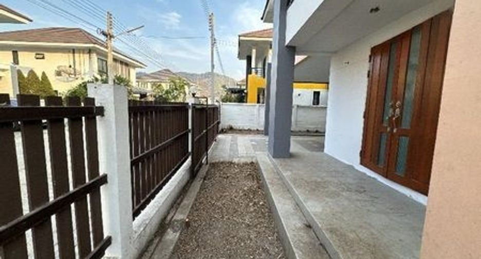 For sale 3 bedrooms house in Mueang Chon Buri, Chonburi