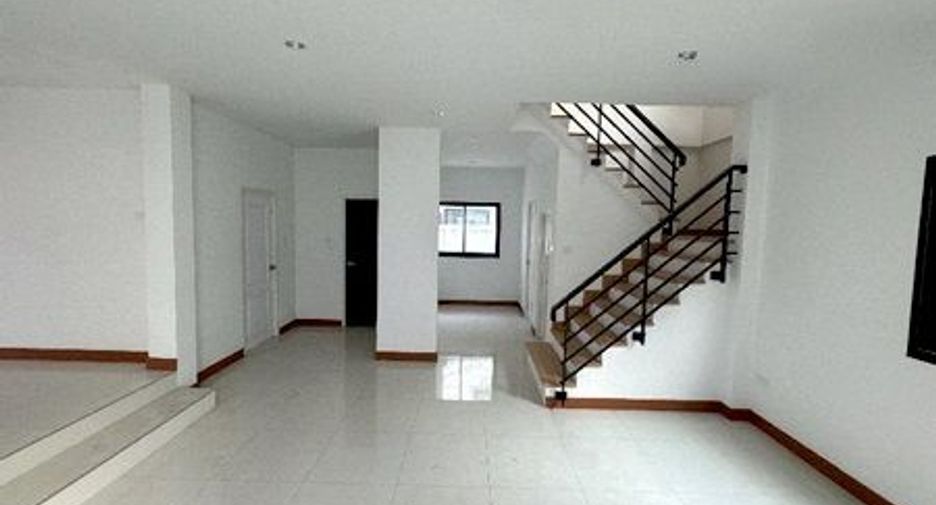 For sale 3 bedrooms house in Mueang Chon Buri, Chonburi