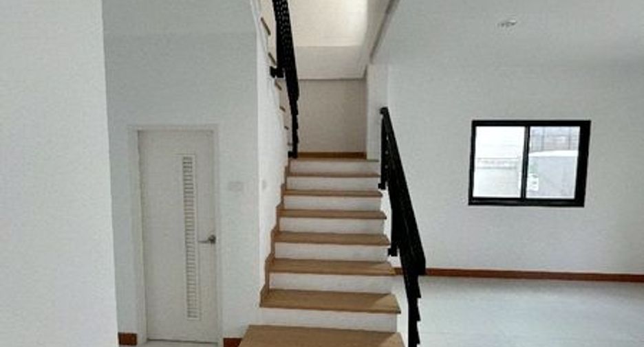 For sale 3 bedrooms house in Mueang Chon Buri, Chonburi