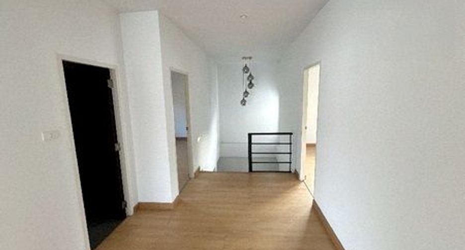 For sale 3 bedrooms house in Mueang Chon Buri, Chonburi