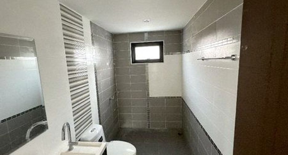 For sale 3 bedrooms house in Mueang Chon Buri, Chonburi