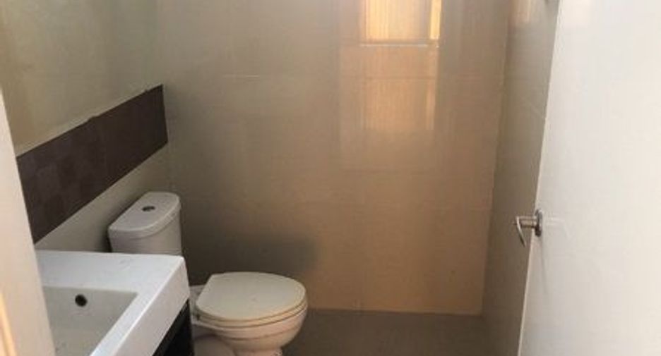 Haus zum Kauf mit Studio in Mueang Ubon Ratchathani, Ubon Ratchathani
