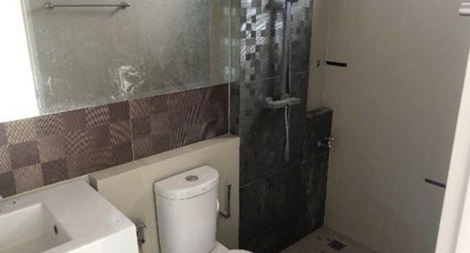 Haus zum Kauf mit Studio in Mueang Ubon Ratchathani, Ubon Ratchathani